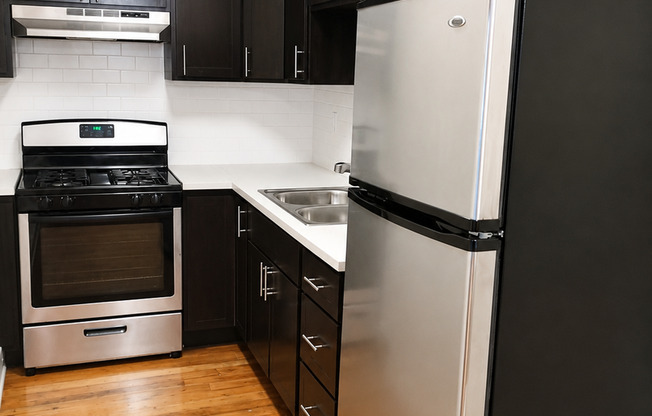 Studio, 1 bath, 275 sqft, $1,450, Unit 102