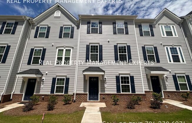 1305 MAY APPLE DR