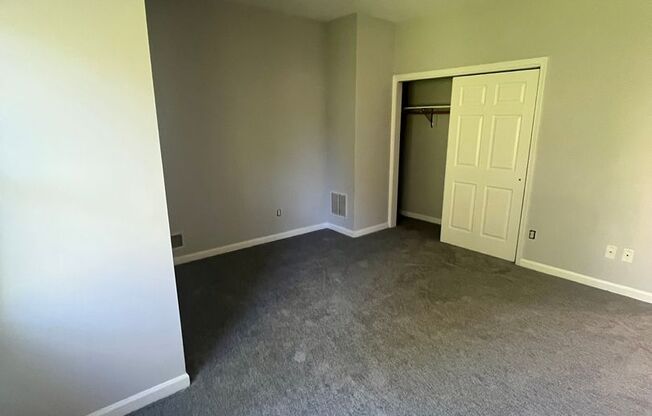 2 beds, 1 bath, 1,580 sqft, $3,149, Unit 12