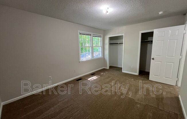 8711 ALT CHAPEL HL RD