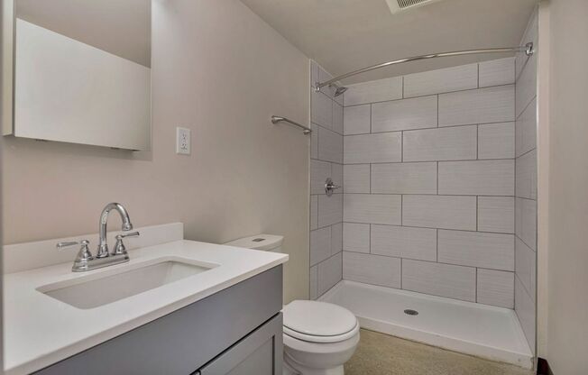 2 beds, 2 baths, 933 sqft, $2,099, Unit 704