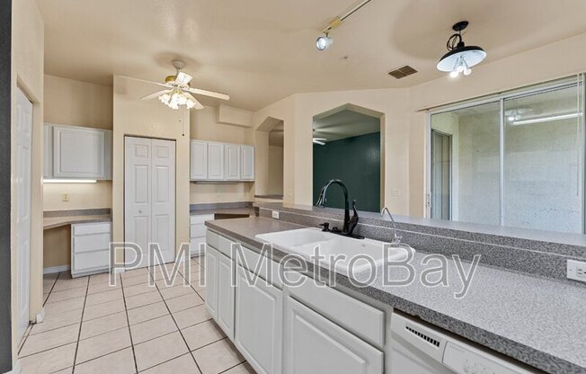 5039 SUNRIDGE PALMS DR