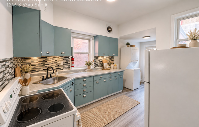 1246 S 53 ST