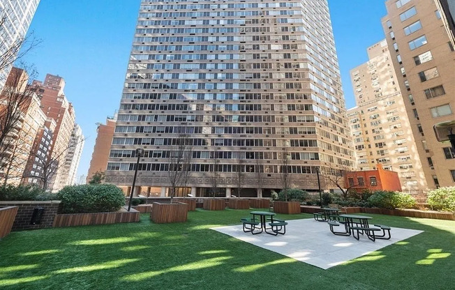 2 beds, 2 baths, 1,053 sqft, $7,900, Unit 27A