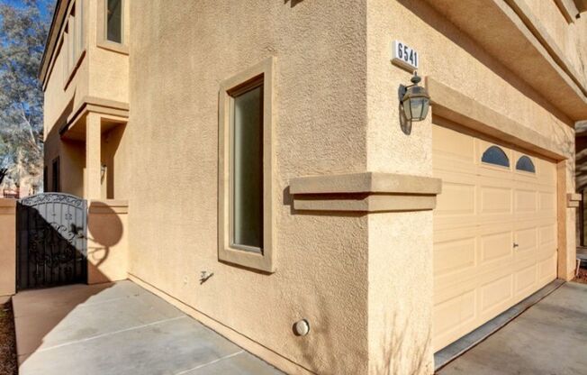 Awesome 3 Bedroom, 2 Story Home in North Las Vegas!