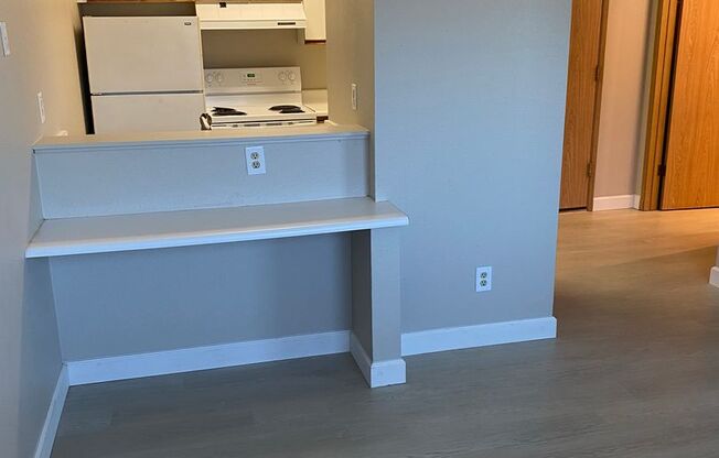 Studio, 1 bath, 462 sqft, $1,330, Unit 311