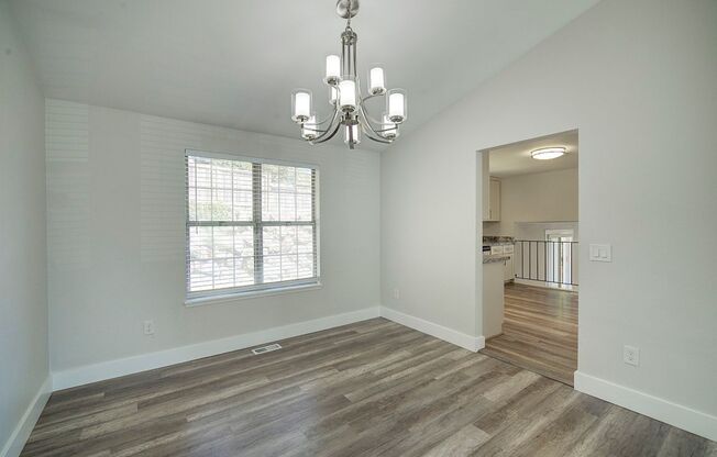3Bd/2.5Ba Kent House