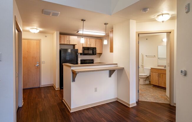 2 beds, 2 baths, 1,025 sqft, $1,490, Unit 602-313