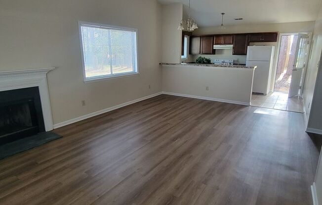 2 beds, 2 baths, 1,000 sqft, $1,275, Unit 1829