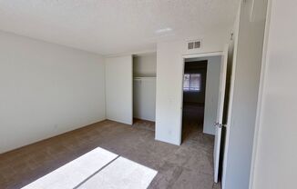 1 bed, 1 bath, 704 sqft, $2,050