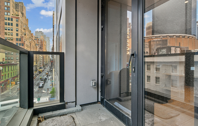 1 bed, 1 bath, 500 sqft, $5,100, Unit 4B