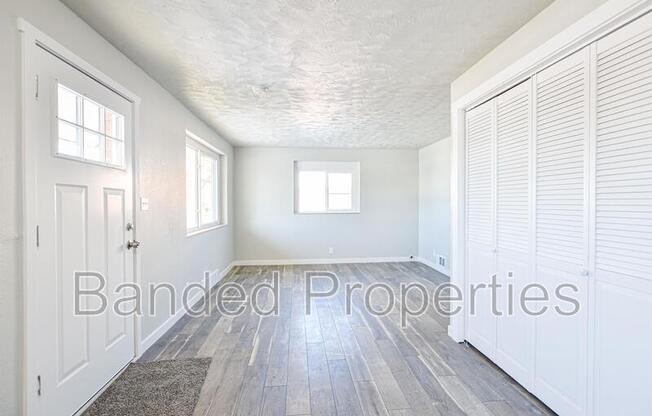 34 N TERRACE DR