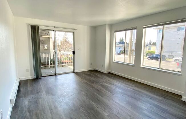 1 bed, 1 bath, 570 sqft, $1,650, Unit 310