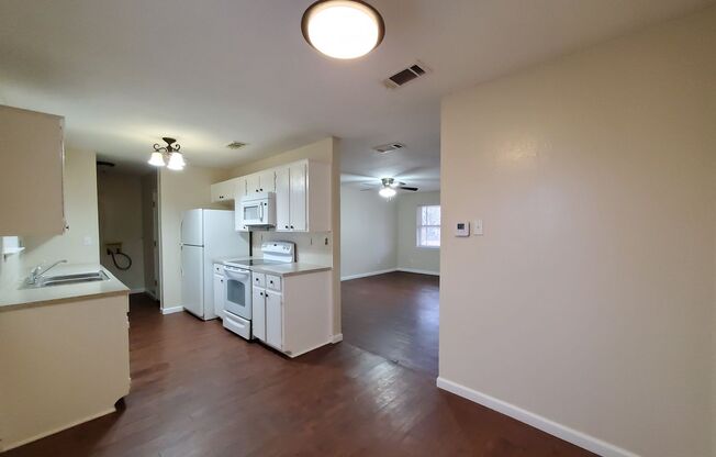 3 beds, 1 bath, $1,175