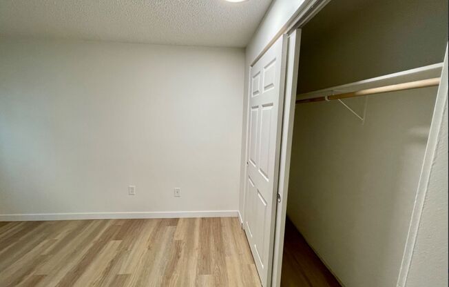 1 bed, 1 bath, $1,055, Unit 9003