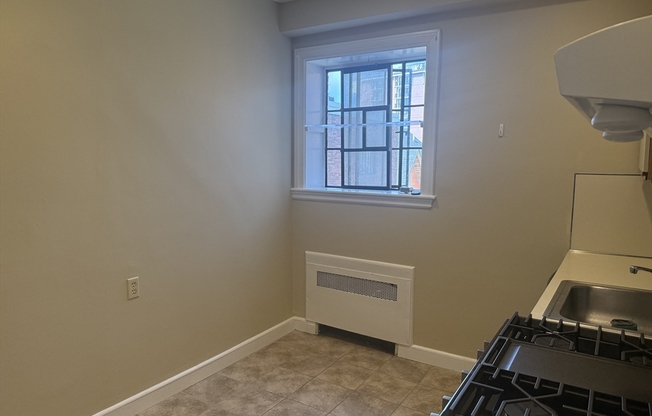 102 SEWALL AVE