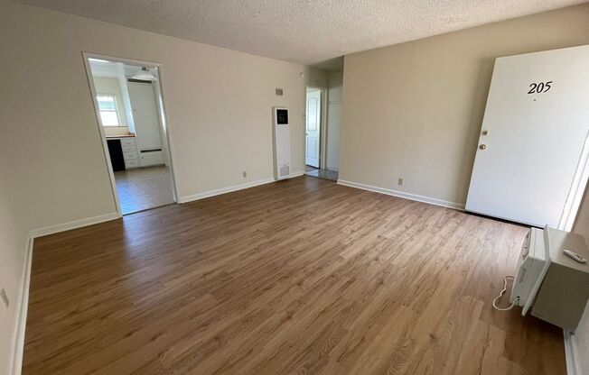 1 bed, 1 bath, 624 sqft, $1,995, Unit 205