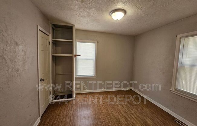 1610 TAYLOR AVE