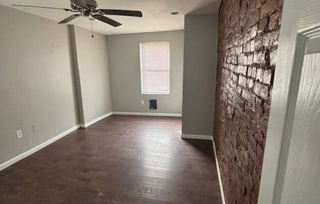 Charming Beautiful One Bedroom Apartment