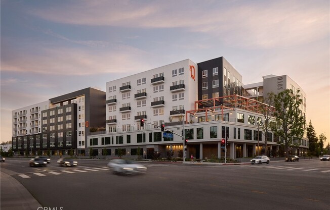 2 beds, 2 baths, 983 sqft, $3,899, Unit 521