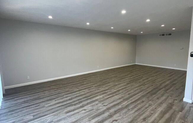 330 crescent drive, Beverly Hills CA 90210