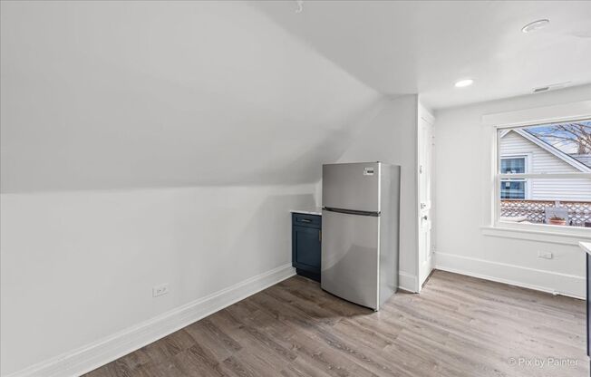 1 bed, 1 bath, $2,055, Unit 3F