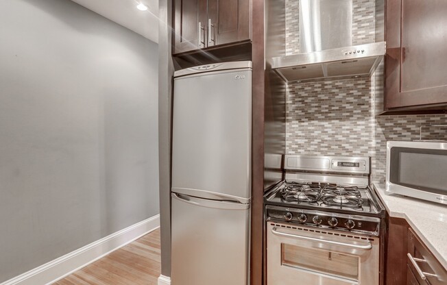 Half-month concession for a lease starting on or before October 25. One-month concession for an 18-month lease starting on or before October 25.