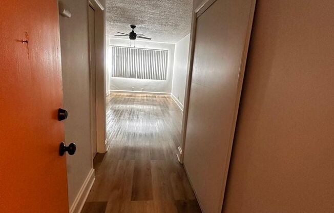 11143 S. Inglewood Ave.