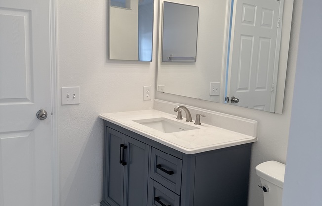 10150 BLOOMFIELD HLS DR