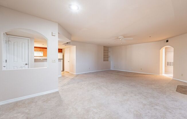 1 bed, 1 bath, $1,600, Unit #337