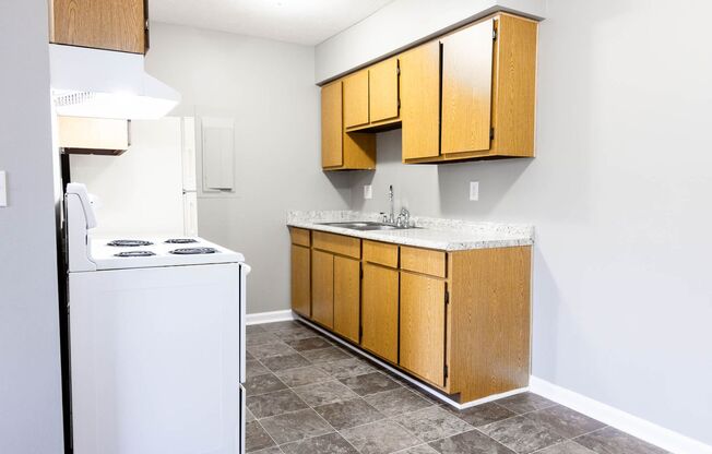 1 bed, 1 bath, 500 sqft, $975, Unit C-28