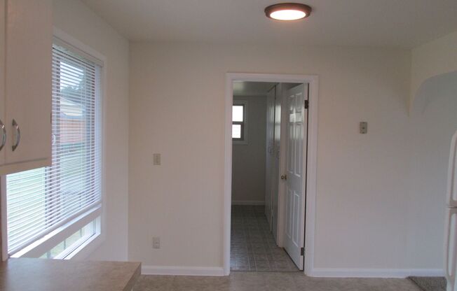 2 beds, 1 bath, $1,995