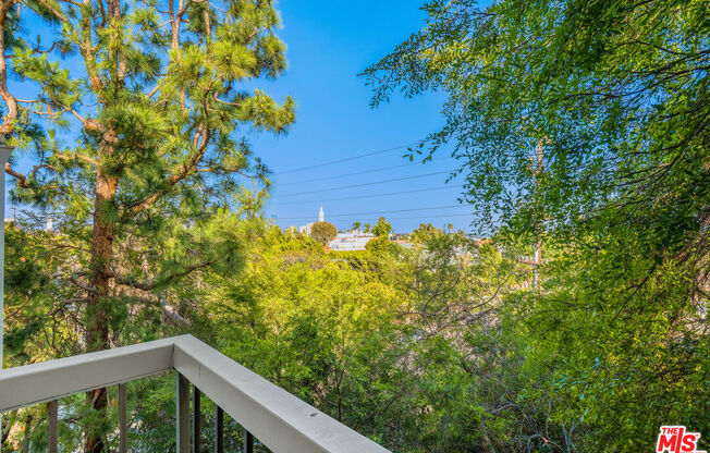 2 beds, 1.8 baths, 900 sqft, $3,899, Unit 554