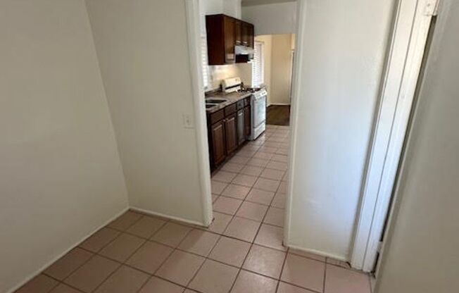 1 bed, 1 bath, 995 sqft, $1,495, Unit 3