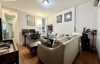 448 W 55 ST