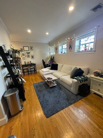 779 E 5 ST