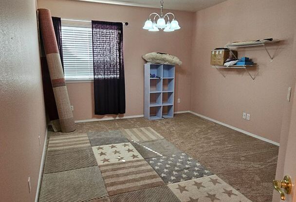 Beautiful 4 Bedroom Wolf Ranch Home