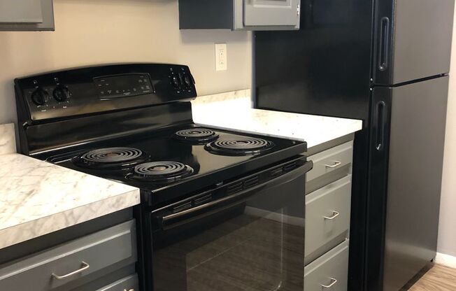 1 bed, 1 bath, 670 sqft, $972, Unit 125