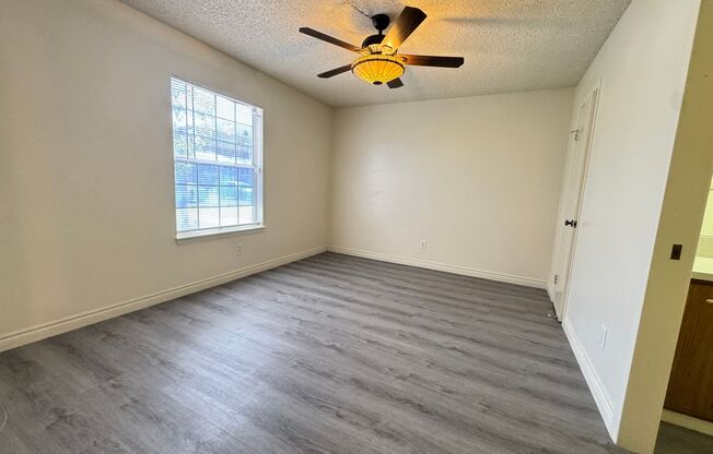 2 beds, 2 baths, $995, Unit # #H 1