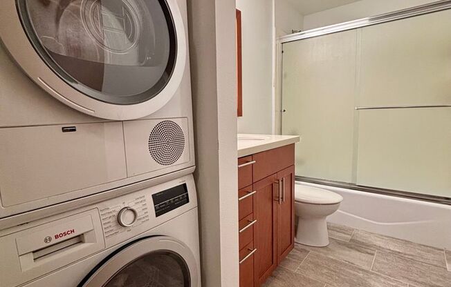 2 beds, 2 baths, 1,031 sqft, $2,650, Unit 006