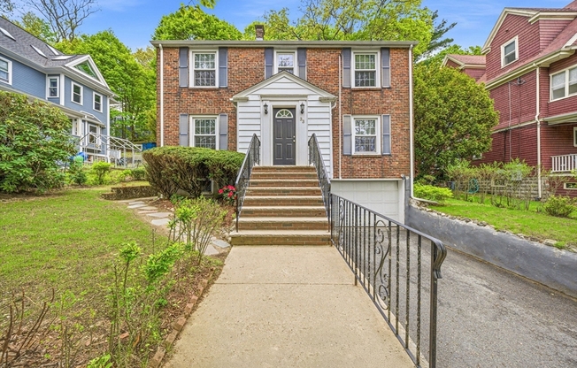 33 HARVARD ST