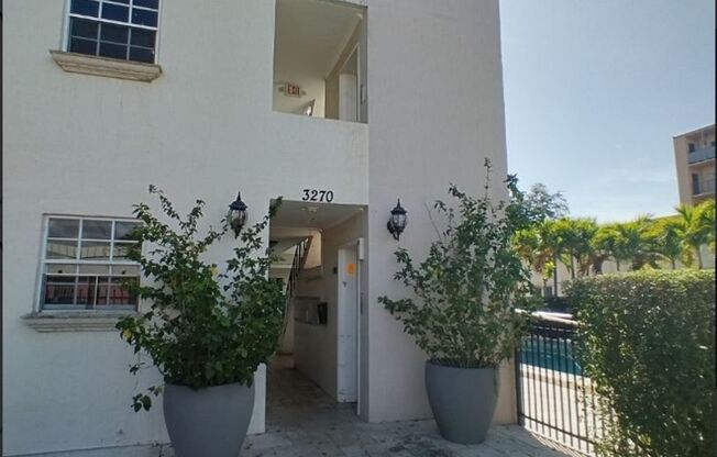 3270 West Trade Avenue