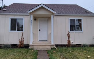 3 beds, 1 bath, $2,200