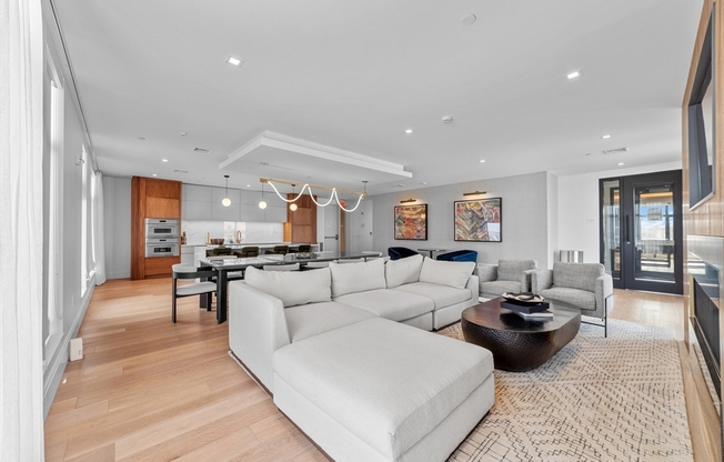 Studio, 1 bath, 531 sqft, $2,800, Unit 617