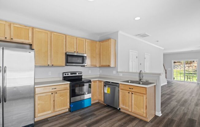 North Raleigh Townhouse with One Car Garage