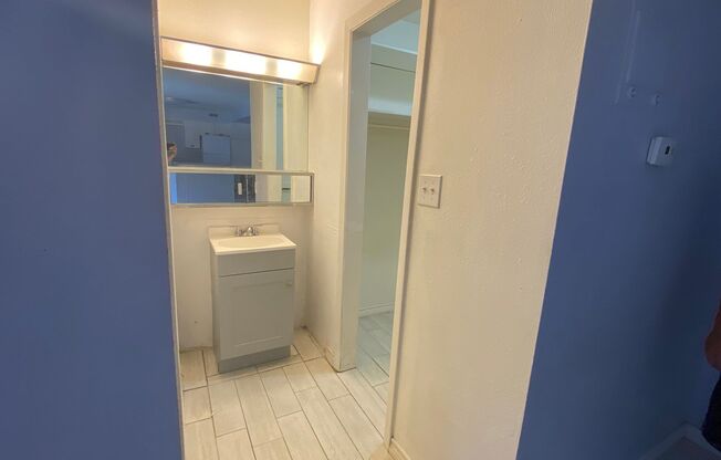 Studio, 1 bath, 432 sqft, $575, Unit C:8
