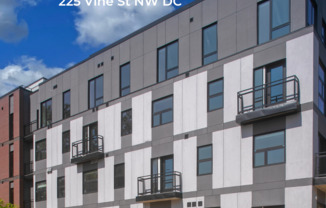 1 bed, 1 bath, 150 sqft, $1,350