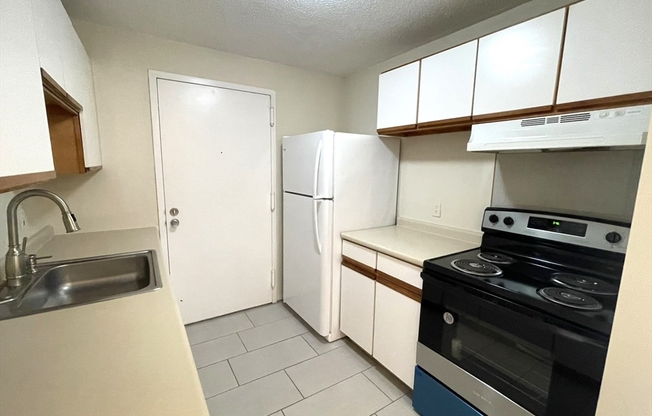 1 bed, 1 bath, 778 sqft, $1,700, Unit 16