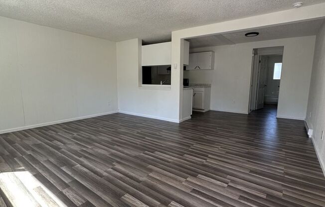 1 bed, 1 bath, 725 sqft, $1,195, Unit # 12828