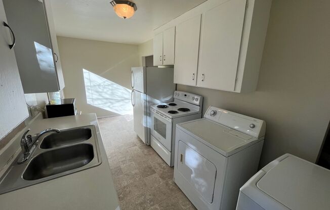 1 bed, 1 bath, $1,495, Unit 919